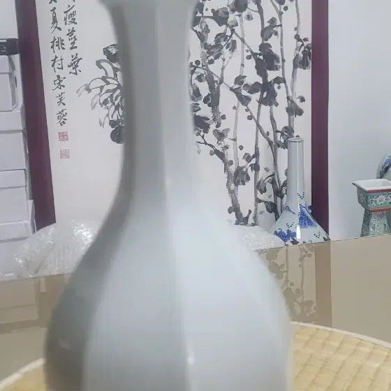 [BUNJANG] White Porcelain Octagonal Vase 30cm / 백자 팔각병놉이30