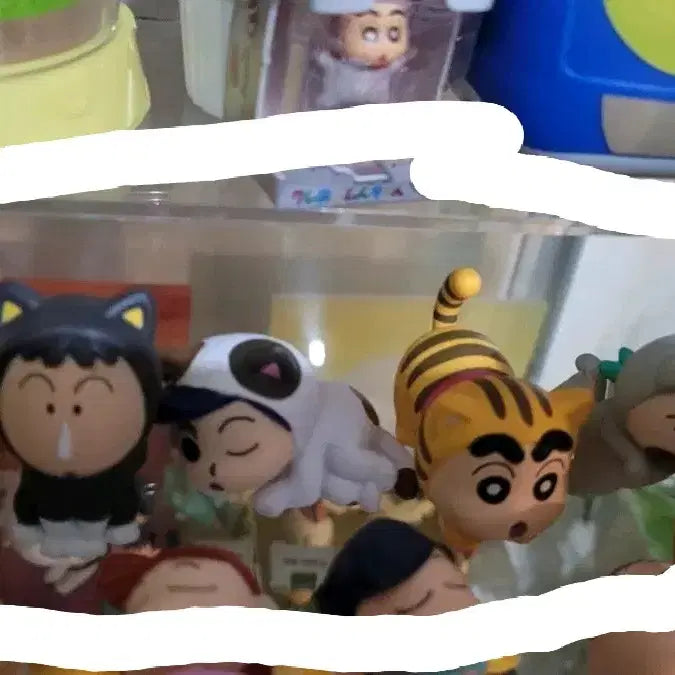 [BUNJANG] Crayon Shin-chan Animal Mask Figure Bundle Set / 짱구 동물탈 피규어 일괄