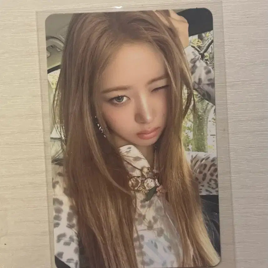 [BUNJANG] IVE Rei Revive Photocard / 결제순) 아이브 레이 미공포 리바이브 포카 포토카드 양도 판매 분철 앨범
