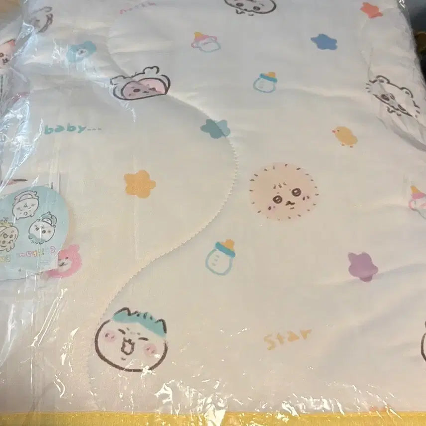 [BUNJANG] Chiikawa Baby Cooling Blanket (Yellow) / 치이카와 베이비 냉감 블랭킷(옐로우)