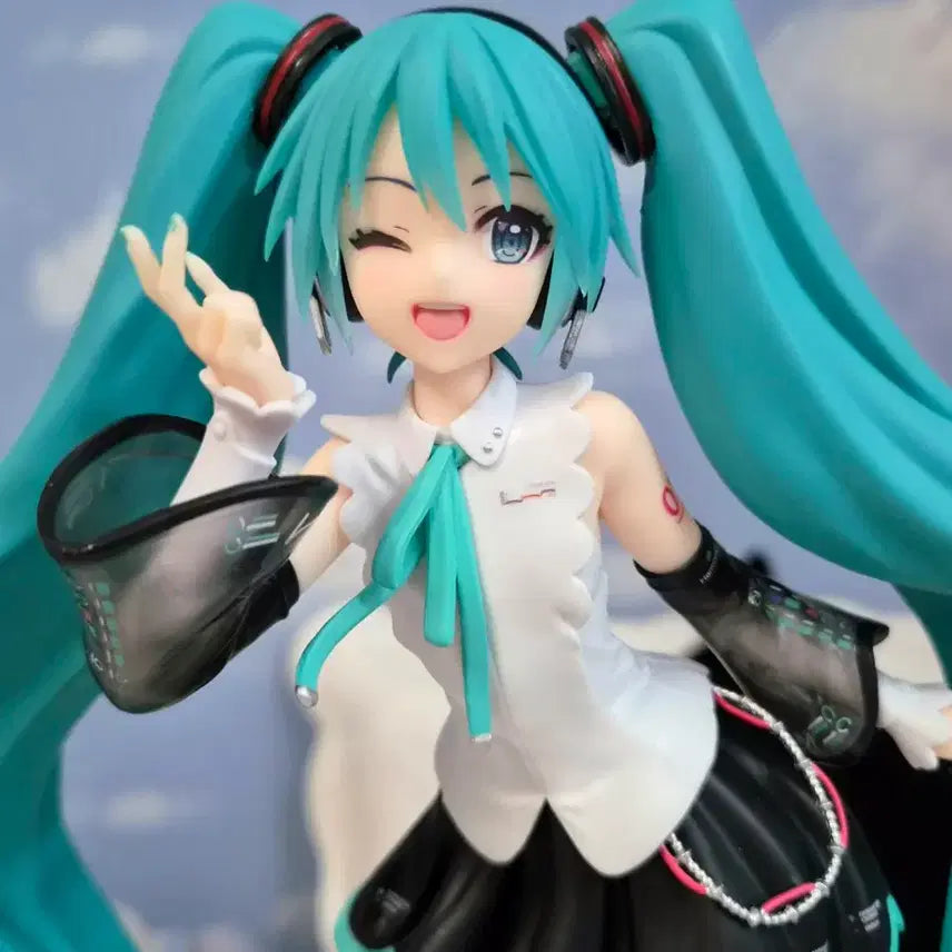 [BUNJANG] Hatsune Miku Unsealed Figure / (개봉품) t most nt 하츠네 미쿠 피규어