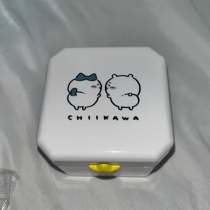 [BUNJANG] Cheekawa Compact Shop Accessory Box / 치이카와 먼작귀 컴팩트샵 (편집샵)