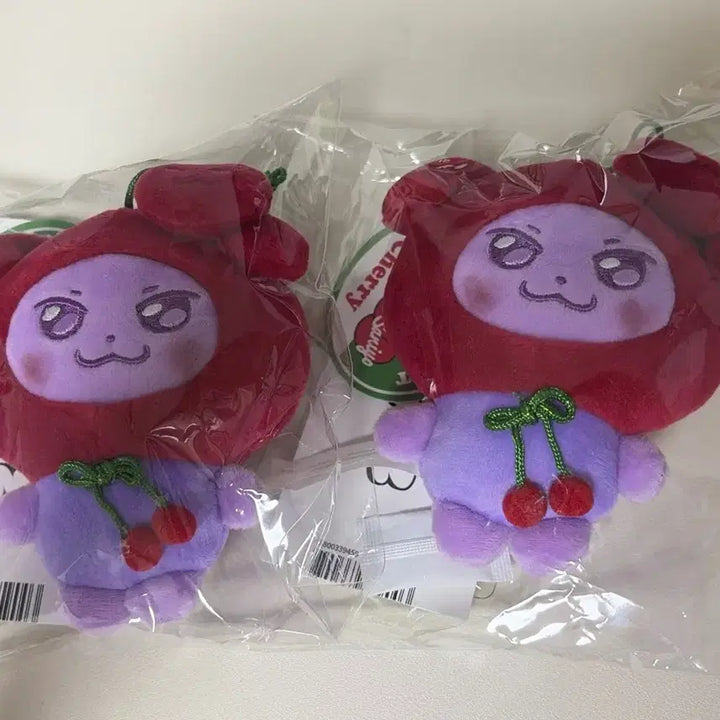 [BUNJANG] Ateez Mightyz Cherry Bo-ttung-i Plushie Keychain / Ateez 에이티즈 마이티즈 체리 보뚱이 사니요 플러시 키링
