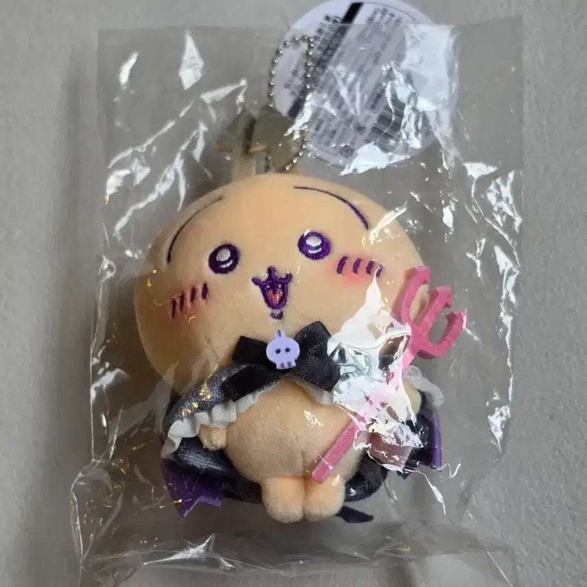 [BUNJANG] Cheeky Chikawa Devil Usagi Figure / 치이카와 악마우사기