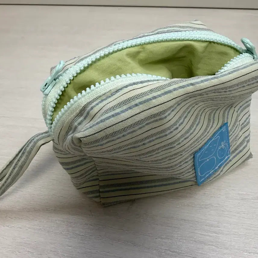 [BUNJANG] Nuineym Pouch / 누이네임 파우치