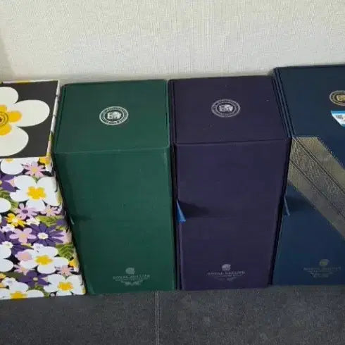 [BUNJANG] Royal Salute Whisky Empty Bottles Bundle Set with Case / 로얄살루트 위스키 공병 일괄