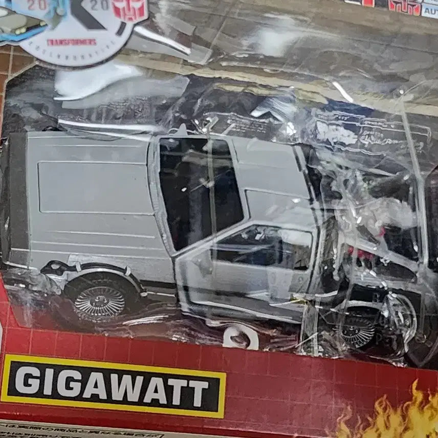 [BUNJANG] Transformers Back to the Future Gigawatt Figure / 트랜스포머 백투더퓨처 기가와트 피규어