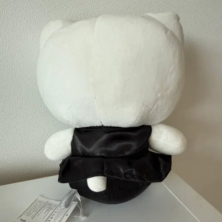 [BUNJANG] Hello Kitty Doll Black Dress / 키티 인형 블랙 드레스 인형