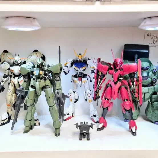 [BUNJANG] MG Mobile Suit Gundam: Iron-Blooded Orphans Bundle Set / MG 철혈의 오펀스 (8기체) 일괄 팝니다