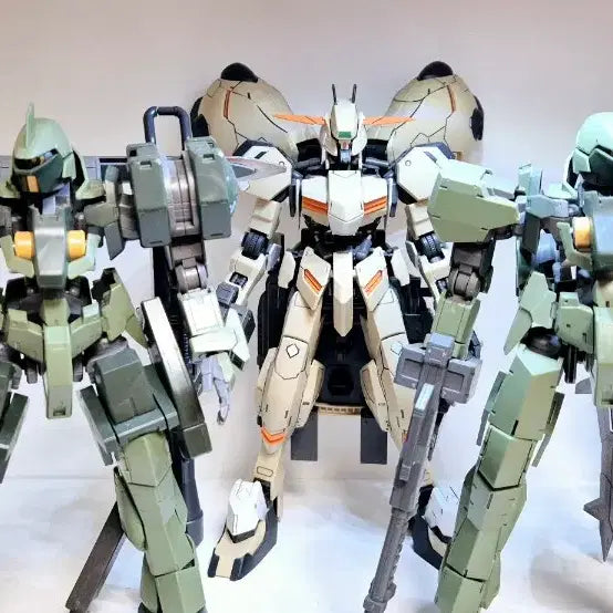 [BUNJANG] MG Mobile Suit Gundam: Iron-Blooded Orphans Bundle Set / MG 철혈의 오펀스 (8기체) 일괄 팝니다