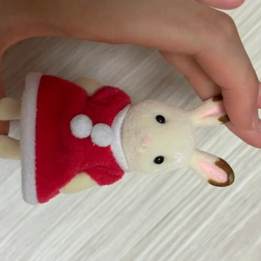 [BUNJANG] Sylvanian Families Santa Chocolate Rabbit Figure / 희귀매물)번장유일매물)실바니안 산타 크리스마스 초코토끼