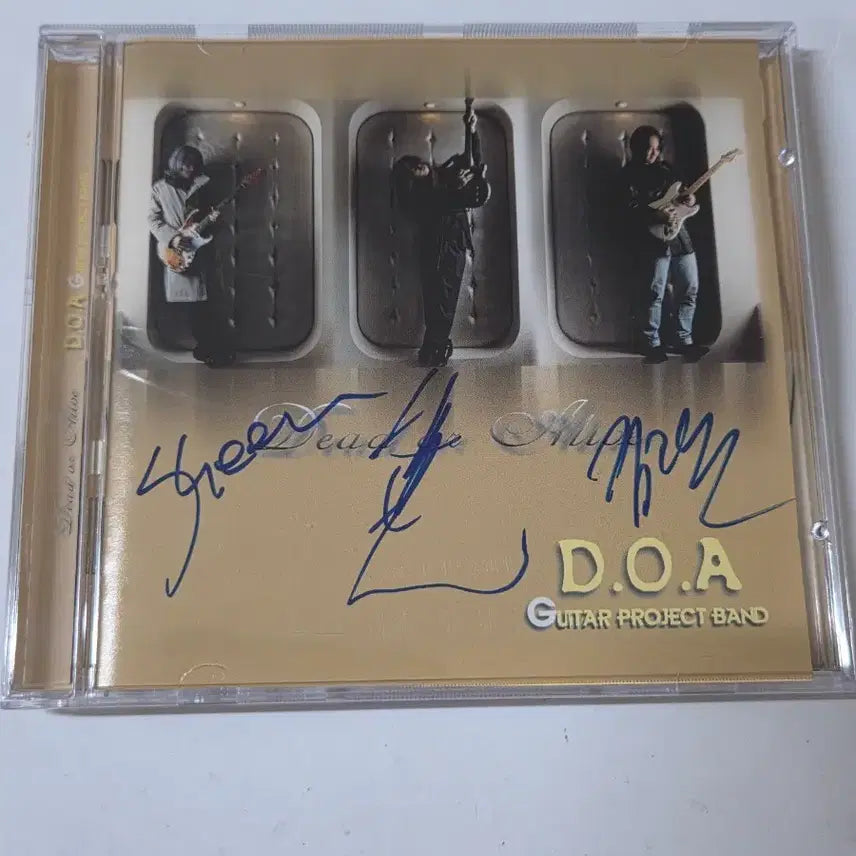 [BUNJANG] DOA Signed CD / DOA 전원3명싸인 cd 입니다 깨끗합니다
