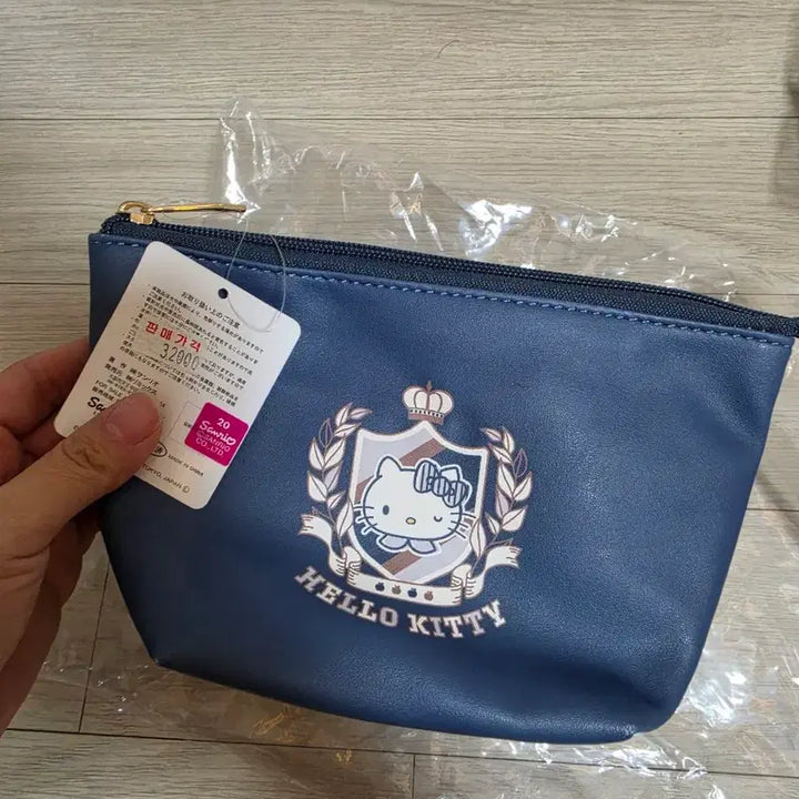 [BUNJANG] Hello Kitty Pouch / 키티 파우치