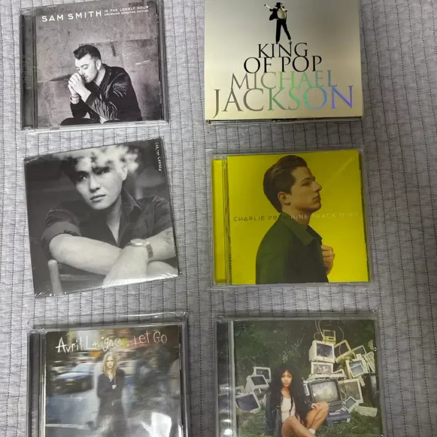 [BUNJANG] Avril Lavigne, Charlie Puth, SZA, Sam Smith, Michael Jackson CD Bundle / cd 팝니다. 에이브릴 라빈, 찰리 푸스, sza, 샘 스미스, 마이클 잭슨