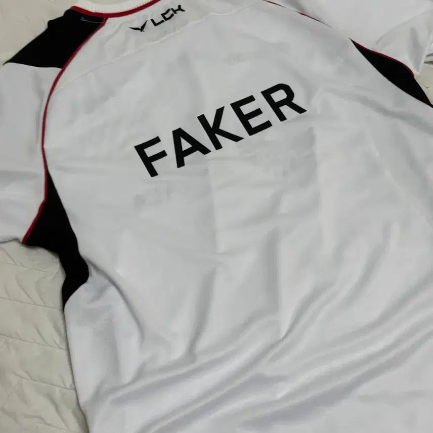 [BUNJANG] T1 Faker 2026 Jersey L Size / 페이커 2026 T1 유니폼 L사이즈