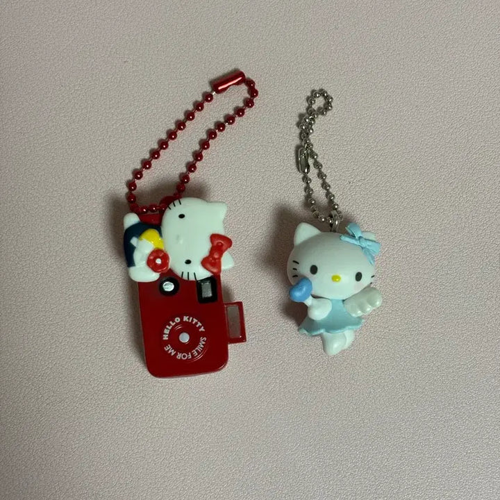 [BUNJANG] Sanrio Hello Kitty Yumemiru Gacha Camera Keychain Bundle Set (50th Anniversary) / 일괄)헬로키티 유메미루 가챠 키링 50주년 카메라 산리오 키티 메지루시