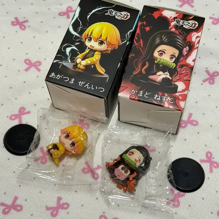 [BUNJANG] Demon Slayer Zenitsu &amp; Nezuko Mini Figures Bundle Set / 일괄 귀멸의 칼날 젠이츠 네즈코 피규어 미니피규어