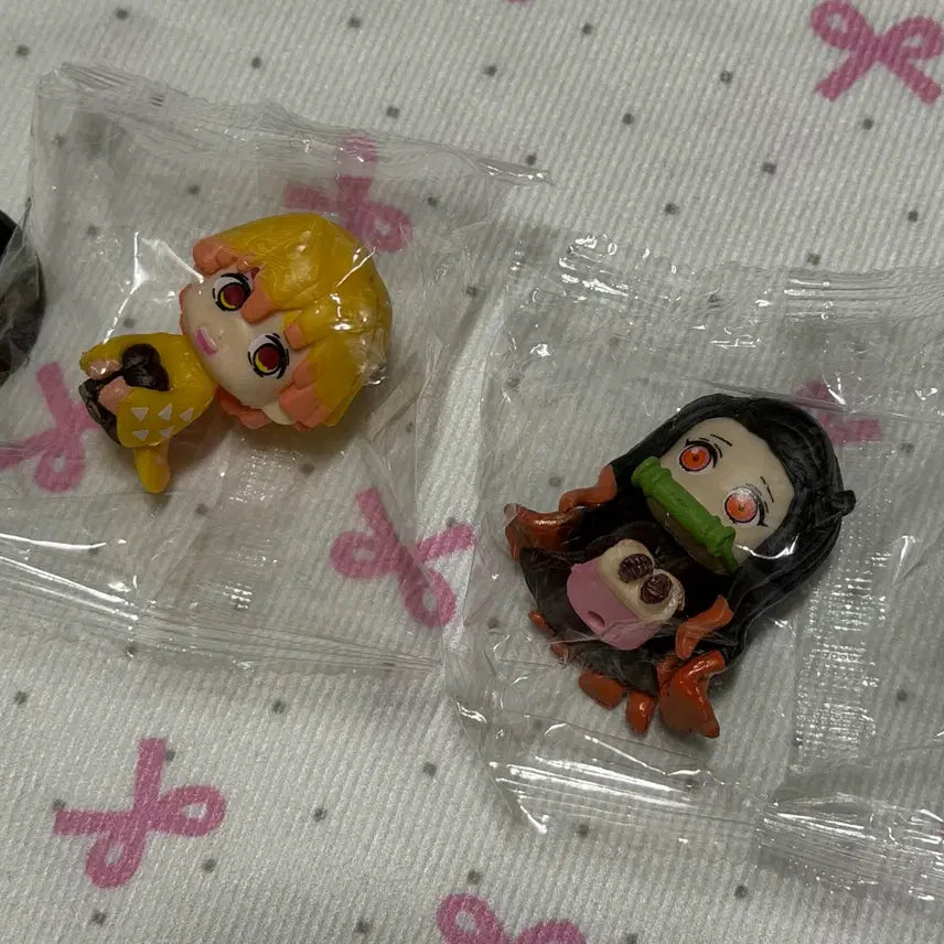 [BUNJANG] Demon Slayer Zenitsu &amp; Nezuko Mini Figures Bundle Set / 일괄 귀멸의 칼날 젠이츠 네즈코 피규어 미니피규어