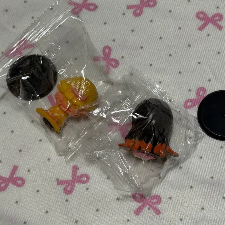 [BUNJANG] Demon Slayer Zenitsu &amp; Nezuko Mini Figures Bundle Set / 일괄 귀멸의 칼날 젠이츠 네즈코 피규어 미니피규어