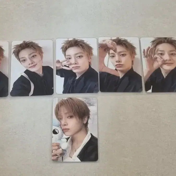 [BUNJANG] Stray Kids I.N World Tour RUN IT SEOUL Bundle Set / 스트레이키즈 StrayKids World Tour RUN IT SEOUL 아이엔 I.N