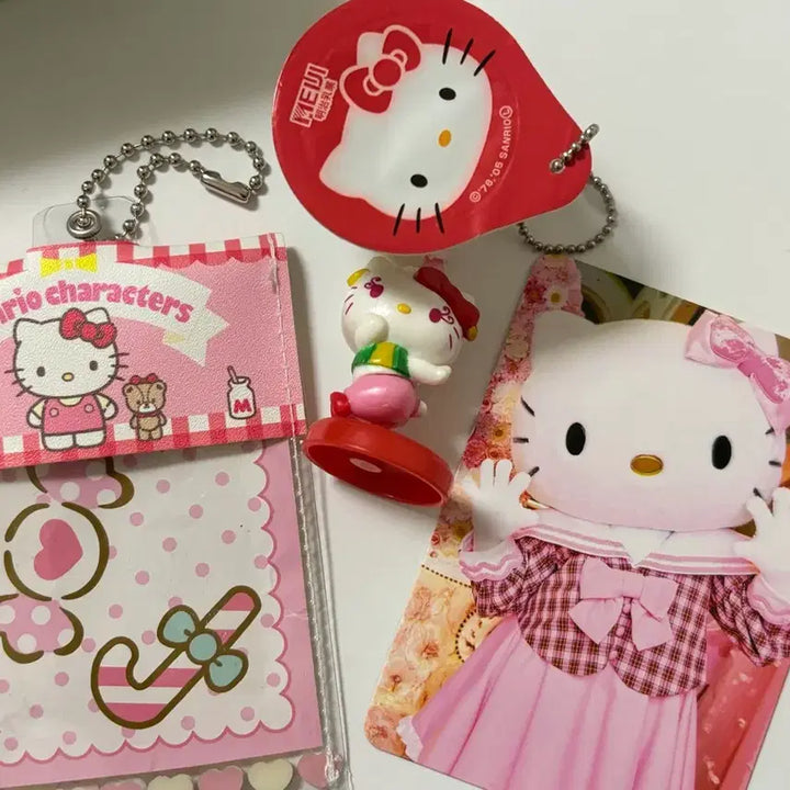 [BUNJANG] Sanrio Kitty Bundle Set (Strap, Gacha, Choco Egg, Puroland Photocard) / 산리오 키티 일괄 (스트랩, 가챠, 초코에그, 퓨로랜드 포카)