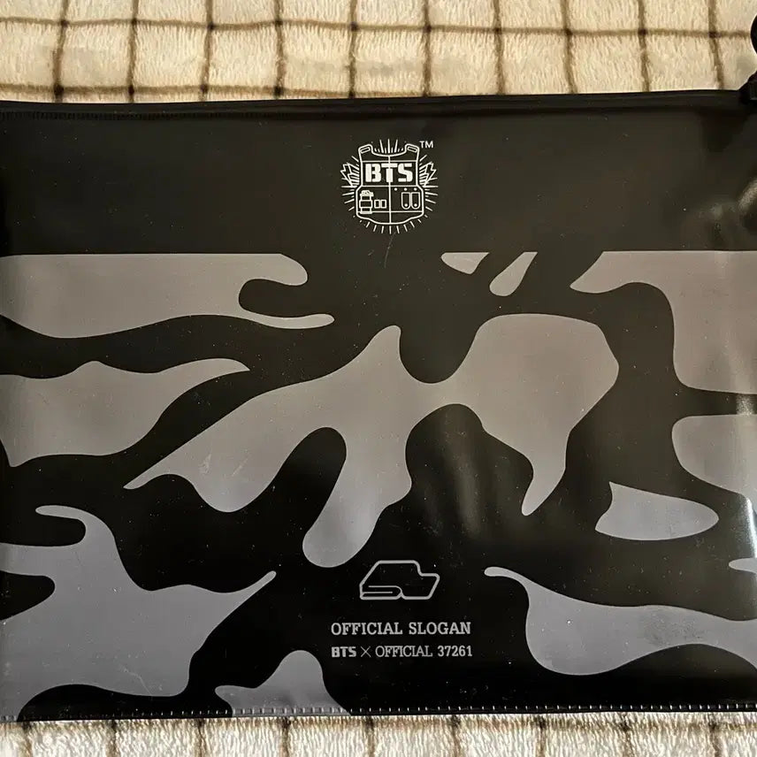 [BUNJANG] BTS Official Slogan Camouflage Pouch Set / BTS 오피셜 공식 슬로건
