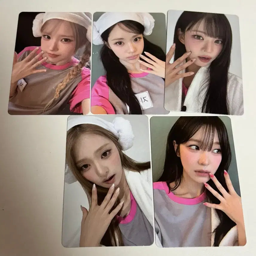 [BUNJANG] fromis_9 "Tomorrow, With You" Glow Concert VIP Lucky Draw Bundle Set Photocard &amp; Pouch / 일괄)프로미스나인 콘서트 막콘 일요일 tomorrow glow 플로버 부스 파우치 vip 특전 사첵 입장 포카 멤버쉽 키트