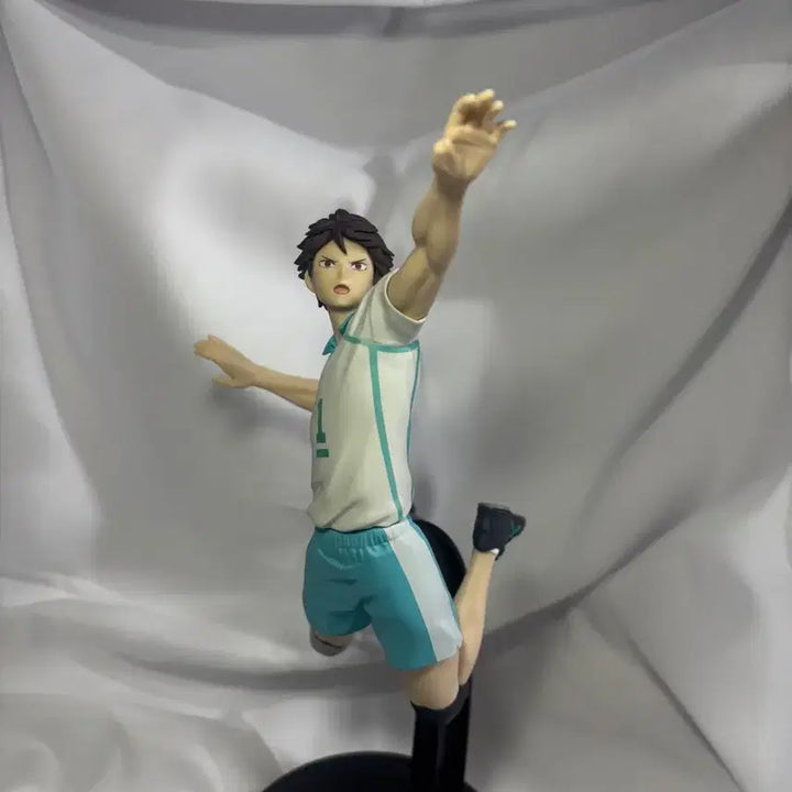 [BUNJANG] Haikyuu!! Oikawa Tooru Figure / 하이큐 오이카와 피규어