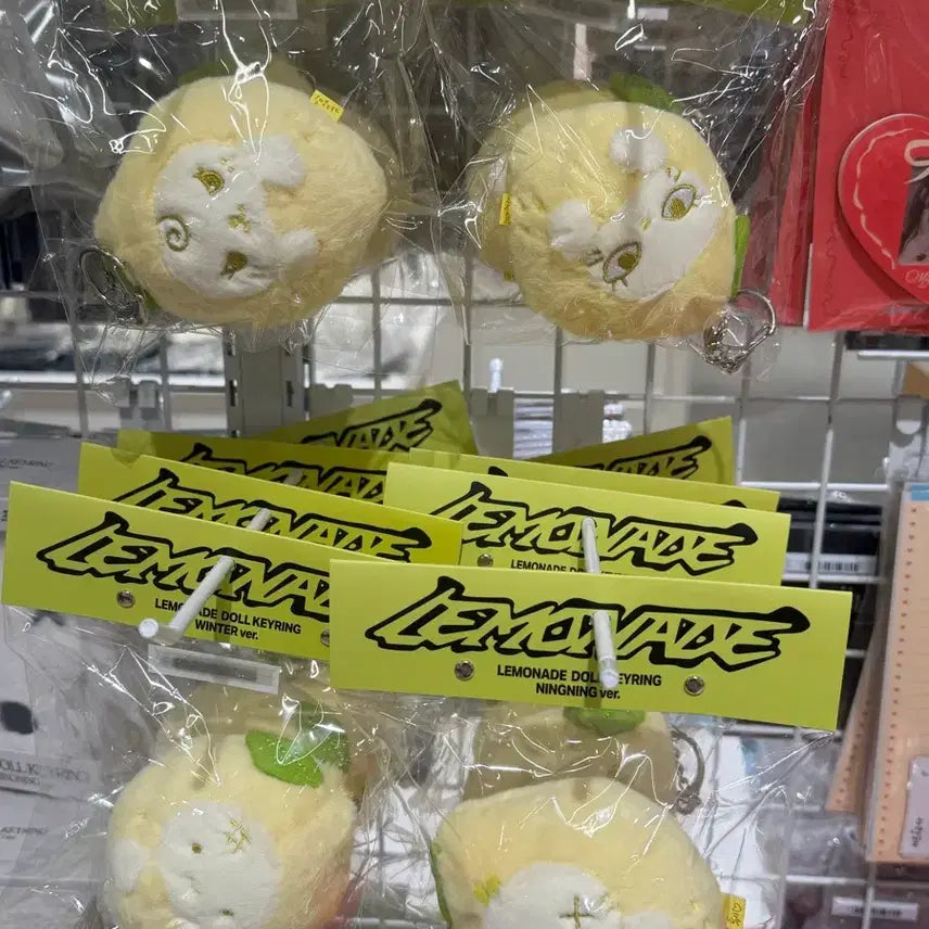 [BUNJANG] Aespa Lemonade Pop-up Lemon Doll Lemon Doll Sealed / 에스파 레모네이드 팝업 레몬 인형 레몬돌 미개봉