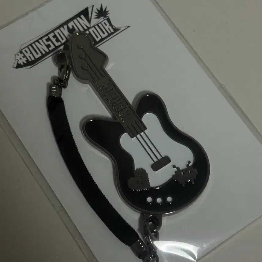 [BUNJANG] Runseokjin Tour Goods Guitar Pick / 런석진 투어 머치 기타참 인천 양도