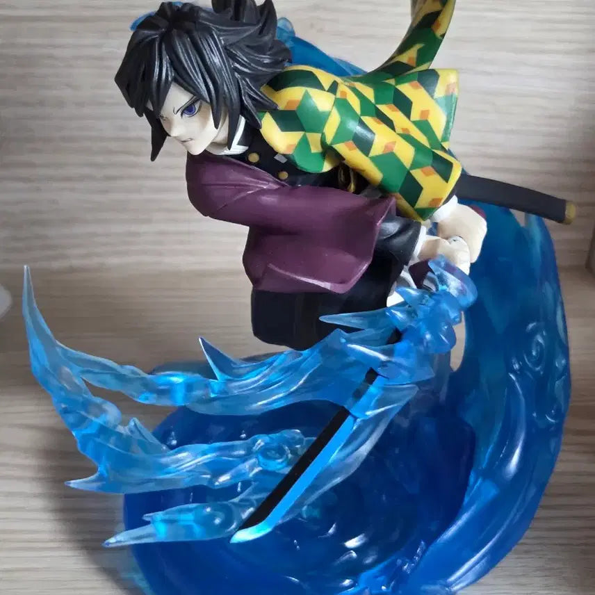 [BUNJANG] Demon Slayer Giyu Figure / 귀멸의칼날 기유 피규어 판매합니다