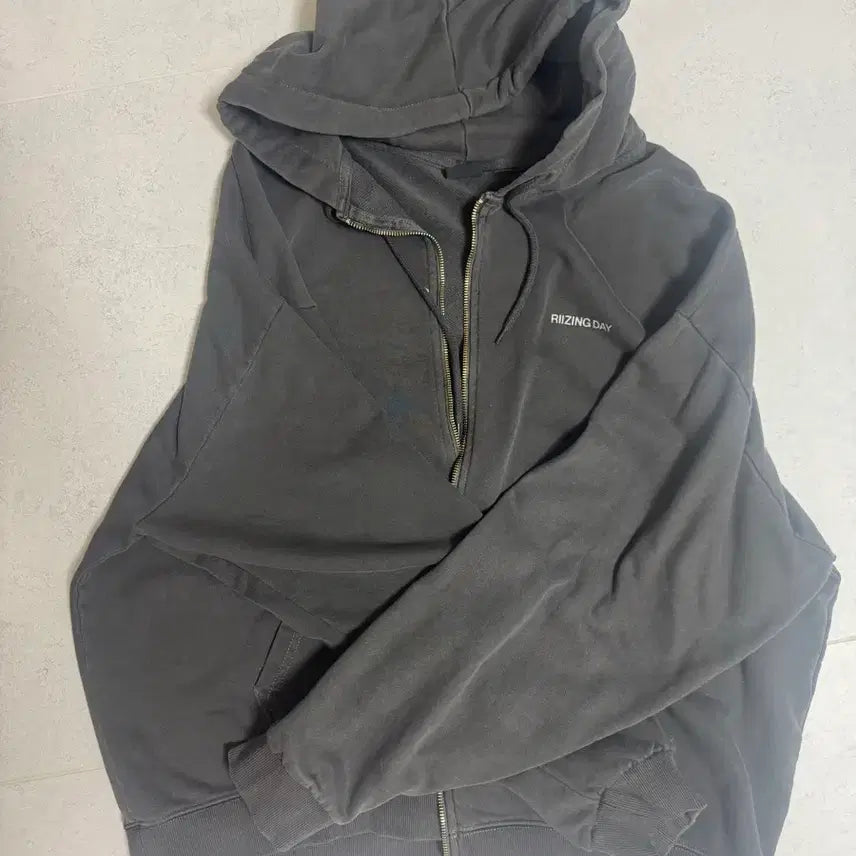 [BUNJANG] RIIZE Hoodie Zip-up / 라이즈 후드집업