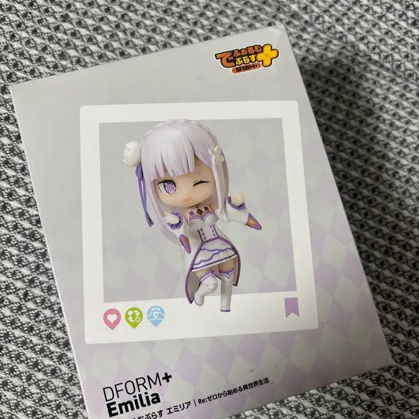 [BUNJANG] Re:Zero Emilia D-Form+ Figure / 리제로 에밀리아 dform+ 피규어
