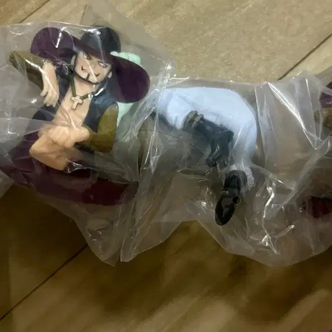[BUNJANG] Bandai One Piece Machiboke 2 JURACULE MIHAWK Figure / 반다이 원피스 마치보케 2 미호크