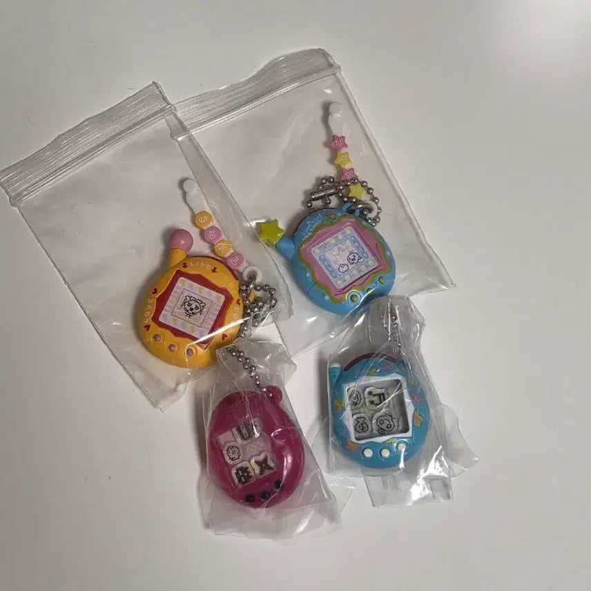[BUNJANG] Tamagotchi Gacha Set of 4 / 다마고치 가챠 4종 세트