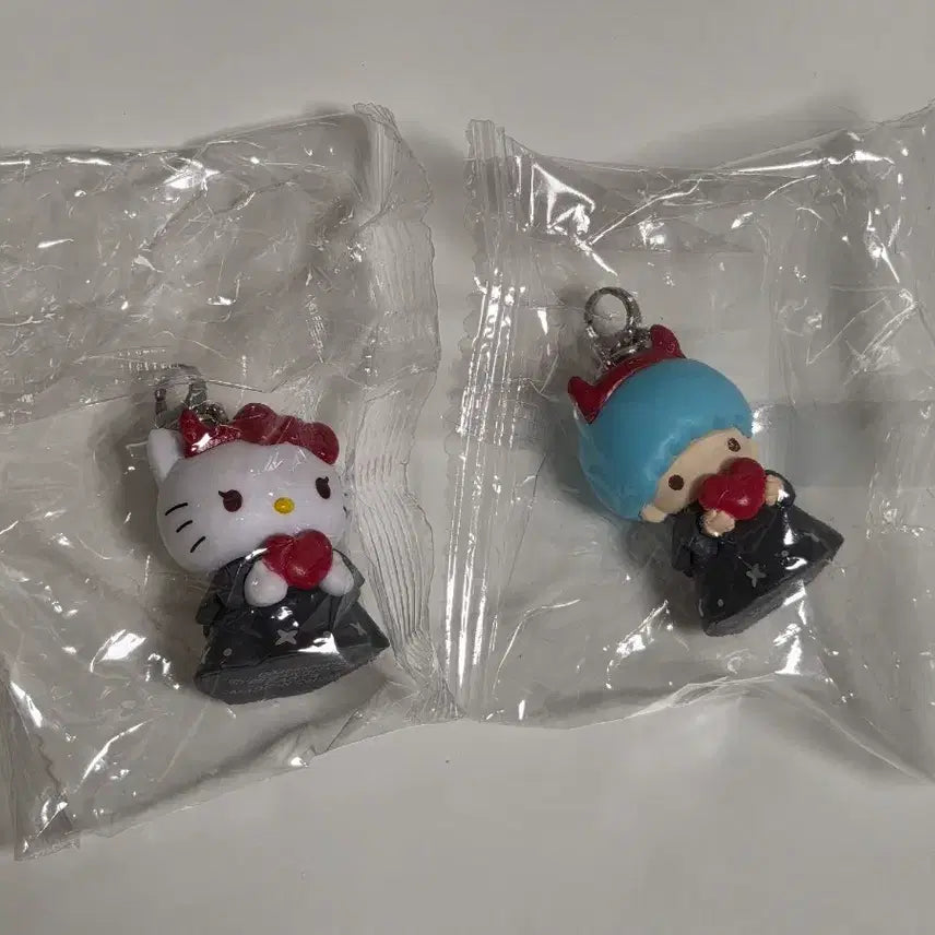 [BUNJANG] Sanrio Hello Kitty Kiki Devil Gacha Set / 산리오 키티 키키 소악마 가챠 세트