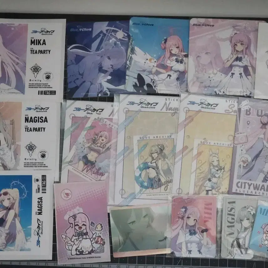 [BUNJANG] Blue Archive Character Goods Set (Nagisa, Mika, etc.) / 블루아카이브 굿즈 세트 (나기사, 미카 등)