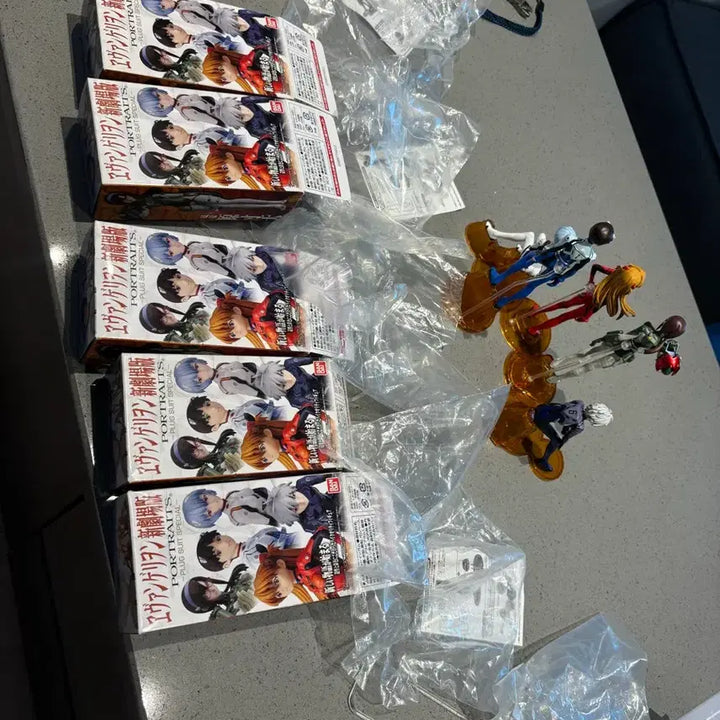 [BUNJANG] Evangelion Portrait Stand Set (Full Box, Opened) / 에반게리온 풀박스 포트레이트 대좌세트 단순 전시 개봉