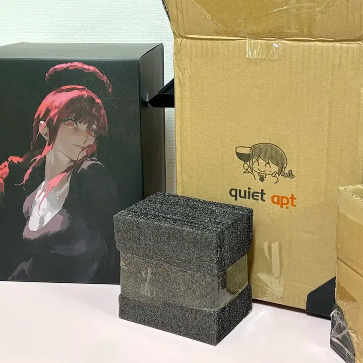 [BUNJANG] Quietart Makima Resin Figure (Unsealed) / Quietart 마키마 레진 피규어 미개봉품