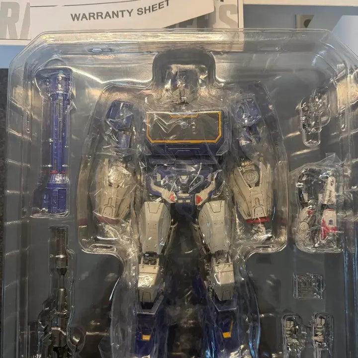 [BUNJANG] ThreeZero DLX Soundwave Die-cast Figure / 쓰리제로 dlx 사운드웨이브 합금 완성품