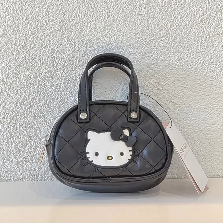 [BUNJANG] Loris Farm Sanrio Hello Kitty Quilted Pouch Keychain / 정품)로리즈팜키티 미퍼벤트키티 퀼팅파우치 키링