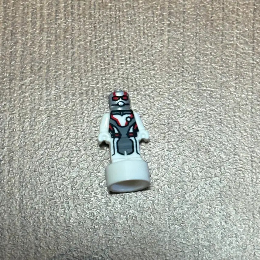 [BUNJANG] LEGO Marvel Avengers Micro Quantum Suit Ant-Man / 레고 마블 어벤져스 마이크로 양자슈트 앤트맨