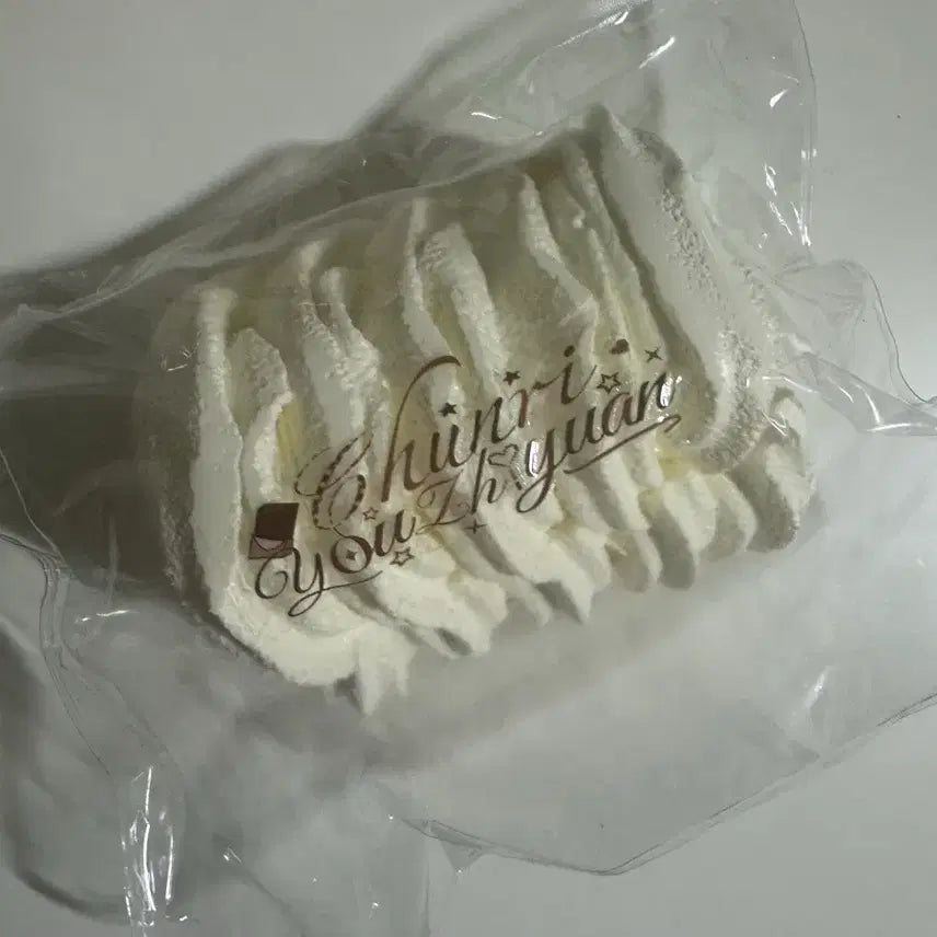 [BUNJANG] Chunri 2-Tier Whipped Cream Mallangi / Chunri 2단 휘핑크림 말랑이