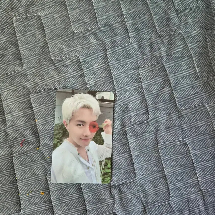 [BUNJANG] BTS J-Hope Butter Power Station Photocard / 파워스테이션 버터 특전 방탄소년단 제이홉 포토카드