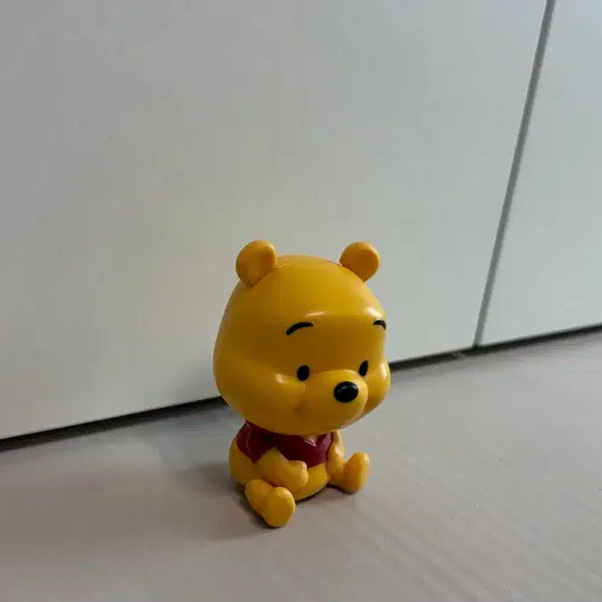 [BUNJANG] Winnie the Pooh Figure / 곰돌이 푸 피규어