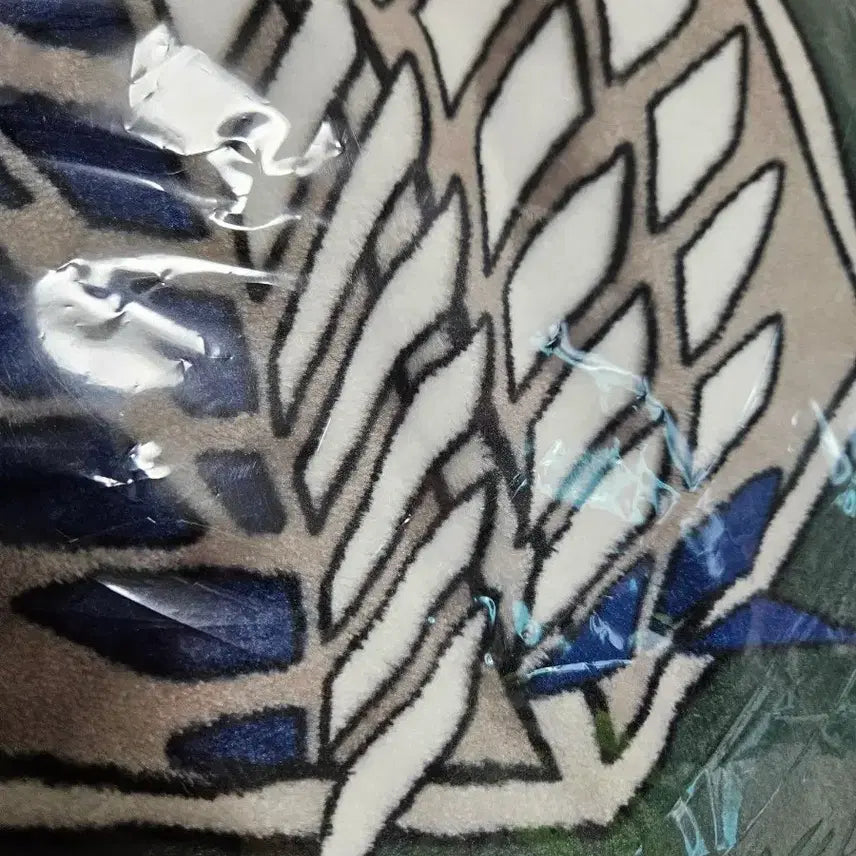 [BUNJANG] Attack on Titan Frank Burger Cloak Blanket (Sealed) / [미개봉]진격의거인 프랭크 버거 망토 담요