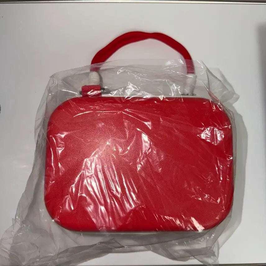[BUNJANG] Sanrio Hello Kitty Mini Ready Bag Pouch / 산리오 헬로키티 키티 미니 레디백 파우치 여행용 새상품