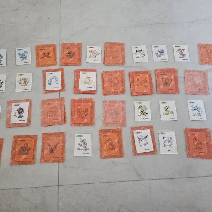 [BUNJANG] Pokemon 30th Anniversary &amp; Artwork Stickers (SSTICKER) / 포켓몬 30로고 뮤와 뮤츠, 아트워크 뮤츠 피카츄 띠부씰, 30주년 띠부씰 판매