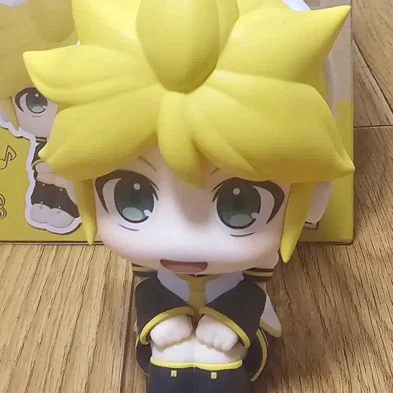 [BUNJANG] Kagamine Len Lockup Nendoroid Figure / 카가미네 렌 록업 피규어 넨도로이드