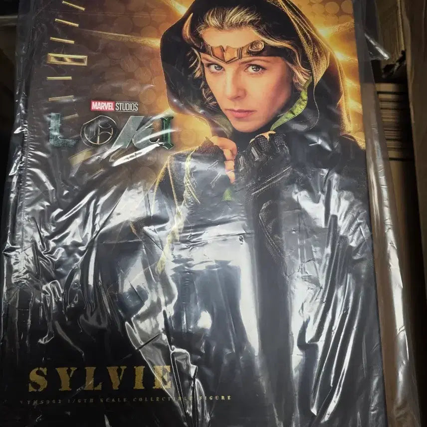 [BUNJANG] Marvel Loki Sylvie Figure 1/6 Scale / 마블 로키 실비 피규어 1/6 스케일